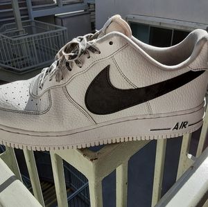 *Nike - Air force one
